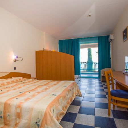 Royal Bay Hotel Elenite Dış mekan fotoğraf